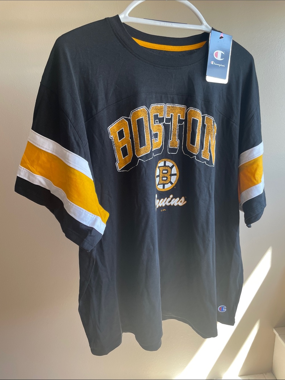 Champion Boston Bruins Black & Gold Tee - XL - Stretchy